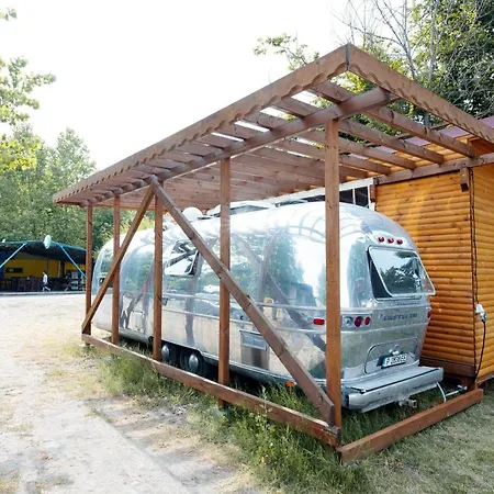 Luxury Vintage Airstream Rv/caravan Retro Charm Meets Comfort * 키텐