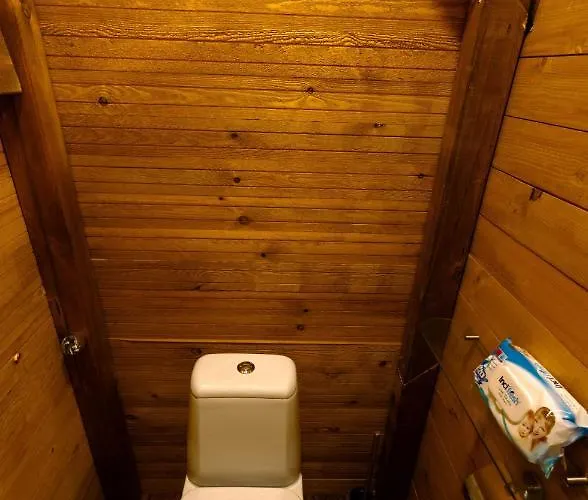 Къмпинг Luxury Vintage Airstream Rv/caravan Retro Charm Meets Comfort