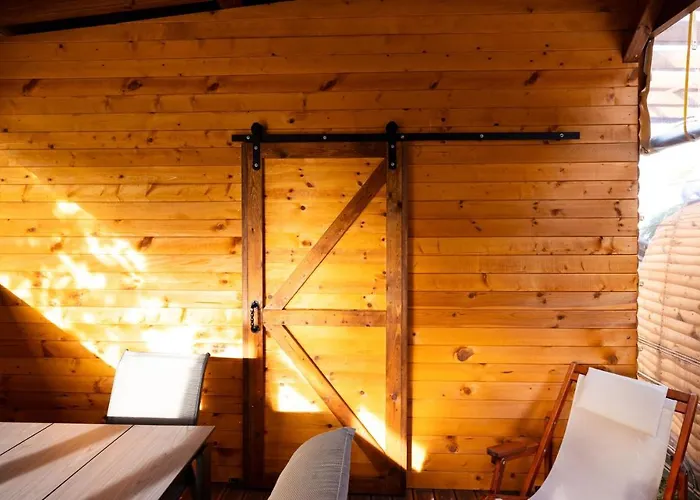 Luxury Vintage Airstream Rv/caravan Retro Charm Meets Comfort * Китен